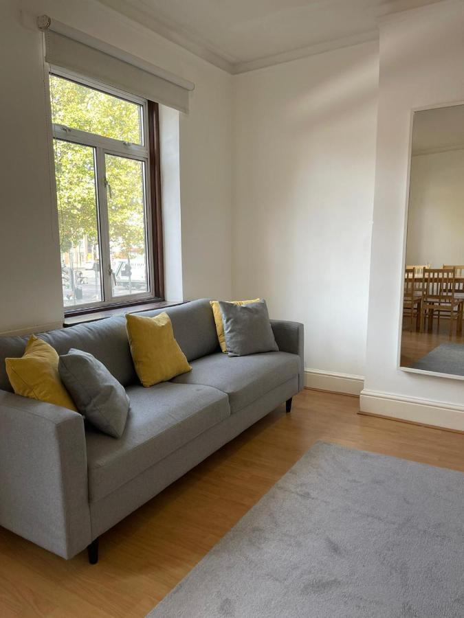 Amazing 3 Bedroom Flat Minutes From Tower Bridge Londres Exterior foto